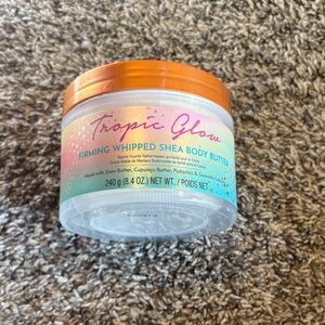 Brand New Tree Hut Tropic Glow Lotion Old Packaging